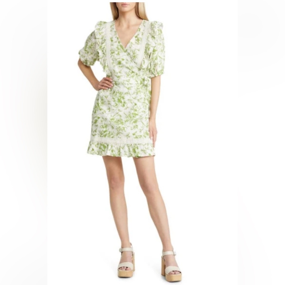 NWT Adelyn Rae Dina Green Floral Mini Dress, Medium